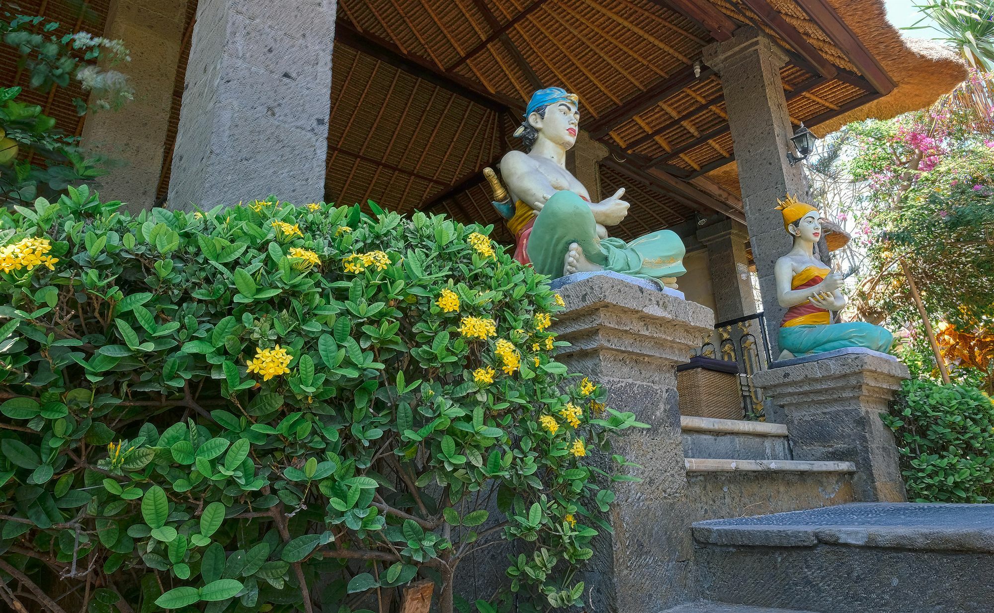 エリス ホテル ヌサドゥア エクステリア 写真